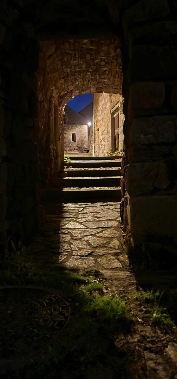 The Tavern Castelnau-Pégayrols エクステリア 写真